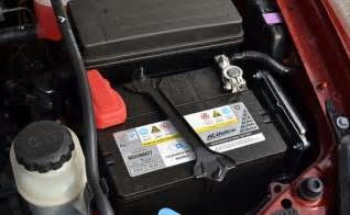 玩具汽车电瓶电压是多少 玩具汽车电瓶电压是多少