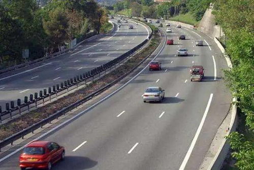 汽车多少公里才能上高速