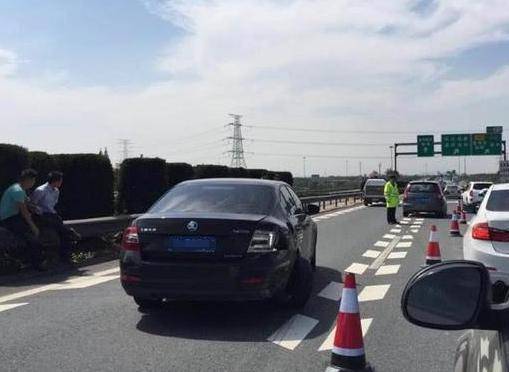 汽车多少公里才能上高速