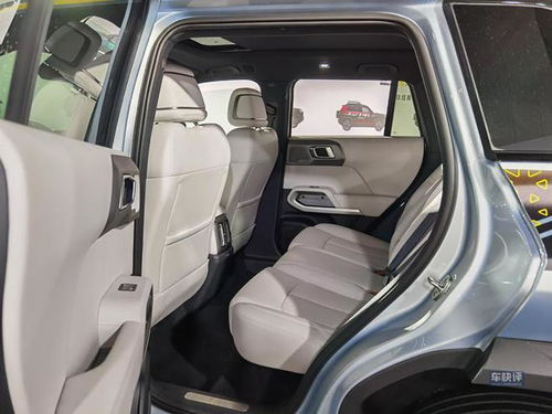 后排汽车隔音玻璃多少钱