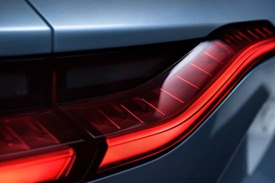 汽车一共多少灯