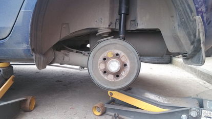 路桥汽车缓冲块间隙多少