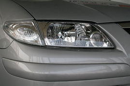 海马汽车前大灯多少钱 海马汽车前大灯多少钱