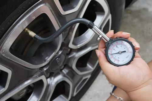 汽车多少保养一次