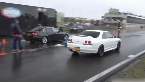 竞赛汽车的速度是多少