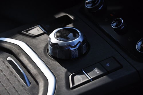 汽车usb是多少伏