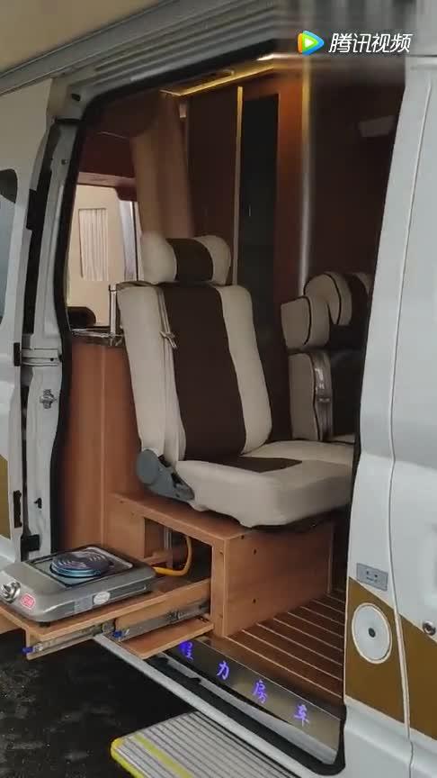 汽车大型高一多少座