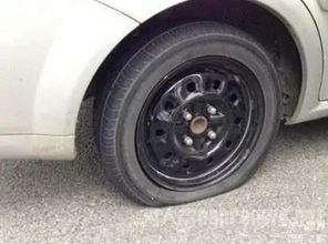 夏季汽车胎压多少