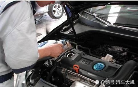 汽车多少公里加燃油宝