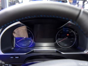 汽车油箱亮灯能跑多少