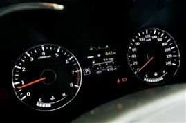 汽车启动油门最高多少转