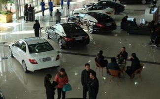 汽车销售一个月多少钱