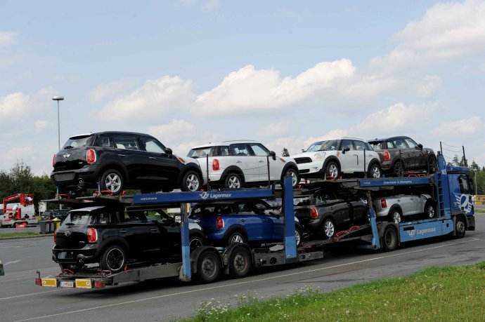 托运汽车一般多少钱