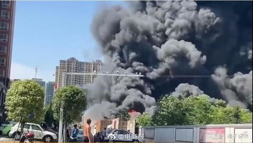 小米回应SU7撞人致2死后起火焚毁