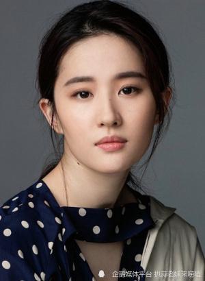 酷似刘亦菲老师回应:我自己觉得不像 酷似刘亦菲老师回应:我自己觉得不像