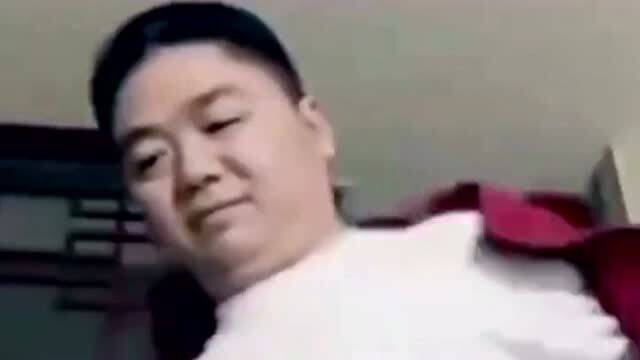 刘强东亲自送外卖