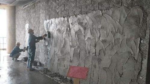 家中藏数百块大石头致墙体开裂? 家中藏数百块大石头致墙体开裂?