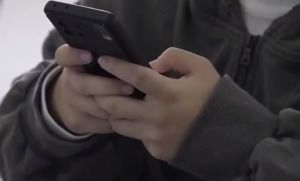 放假回微信算加班吗?法院这样判 放假回微信算加班吗?法院这样判