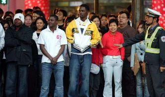 被意大利人骂秦腔穷 中国小伙回击 被意大利人骂秦腔穷 中国小伙回击