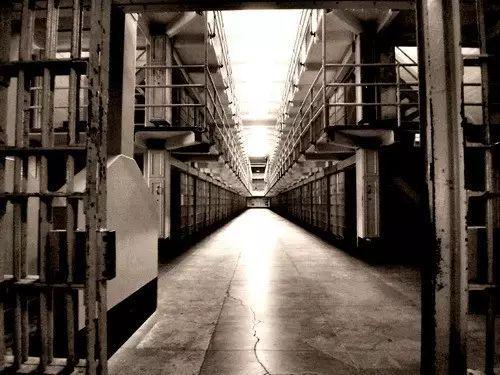 美国“恶魔岛”监狱将重新启用