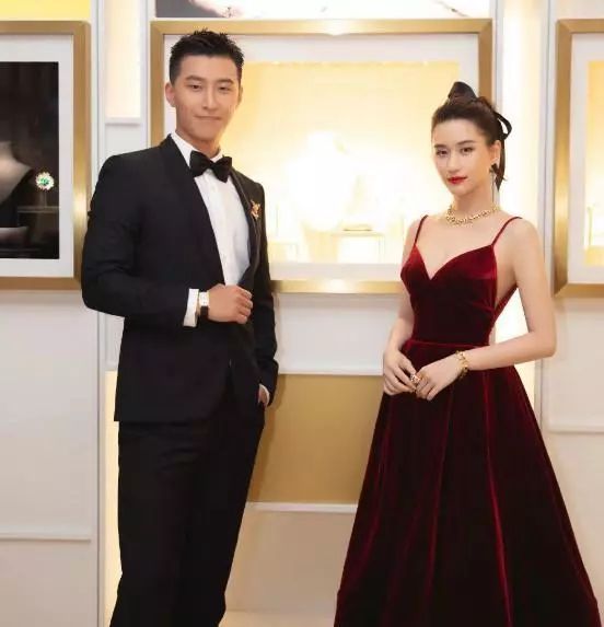 曝赌王千金何超莲与窦骁已离婚