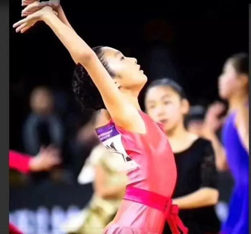 孙俪女儿拉丁舞英国夺冠 孙俪女儿拉丁舞英国夺冠