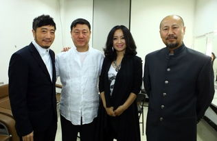 央视冠军歌手回老家摆摊照顾父亲