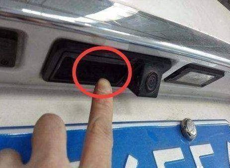 汽车钥匙进水多少(汽车钥匙进水及其影响，深度探讨与解决方案)