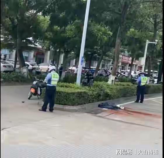 小米SU7发生车祸致人伤亡 交警回应(小米SU7车祸致人伤亡事件,交警回应与公众关注) 小米SU7发生车祸致人伤亡 交警回应(小米SU7车祸致人伤亡事件,交警回应与公众关注)