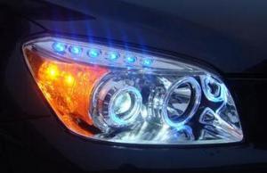 汽车近光灯多少合适(汽车近光灯多少合适，探讨合适的汽车近光灯亮度与选择)