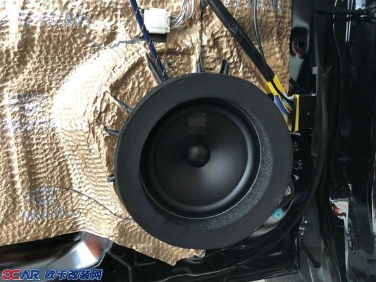 汽车上多少喇叭(汽车喇叭数量及其影响，深入了解汽车声音系统)