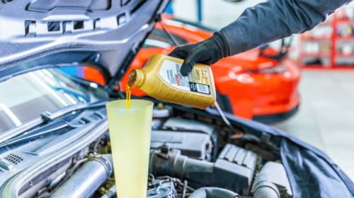 汽车多少油产生多少电(汽车油耗与电能产生之间的关联解析) 汽车多少油产生多少电(汽车油耗与电能产生之间的关联解析)