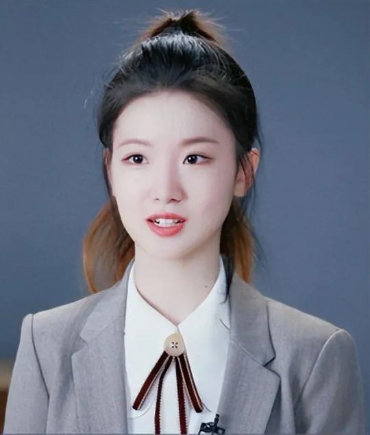 孟羽童称时隔两年收到董明珠微信(孟羽童时隔两年再获董明珠微信,一段职场佳话的重逢) 孟羽童称时隔两年收到董明珠微信(孟羽童时隔两年再获董明珠微信,一段职场佳话的重逢)