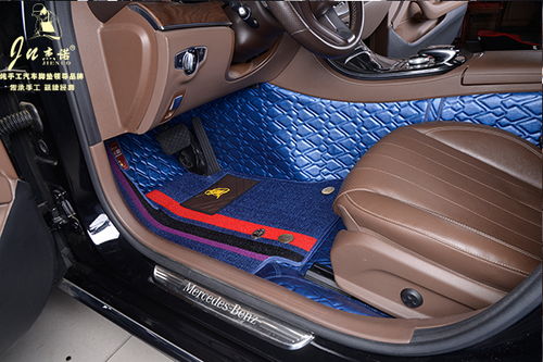 汽车脚垫多少乘多少(汽车脚垫尺寸揭秘，多少乘多少？