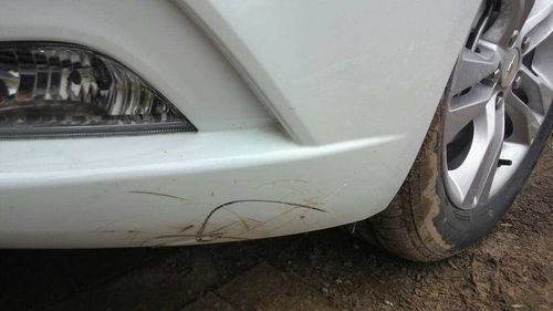 汽车刮了 费用多少(汽车刮痕修复费用详解,影响因素与修复方法) 汽车刮了 费用多少(汽车刮痕修复费用详解,影响因素与修复方法)