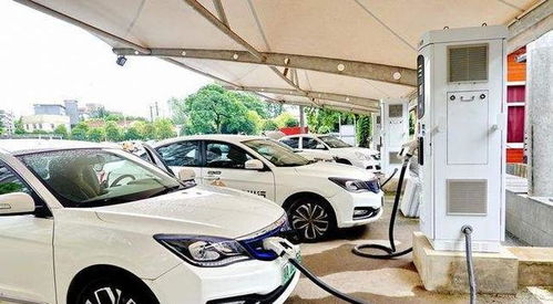 汽车汽车换电池多少钱(汽车换电池需要多少钱？全面解析汽车电池更换成本)