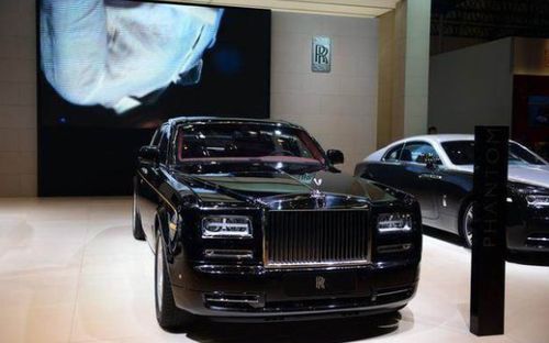 豪华汽车普通汽车多少钱(豪华汽车与普通汽车的价格差异及其影响因素)