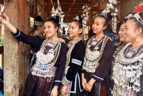 汽车站汽车多少座位(汽车站中的汽车座位数量探究) 汽车站汽车多少座位(汽车站中的汽车座位数量探究)