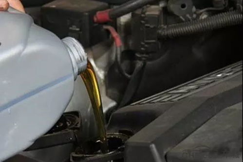 汽车调多少汽车机油合适(汽车机油的合适调整,确保车辆顺畅运行的关键) 汽车调多少汽车机油合适(汽车机油的合适调整,确保车辆顺畅运行的关键)