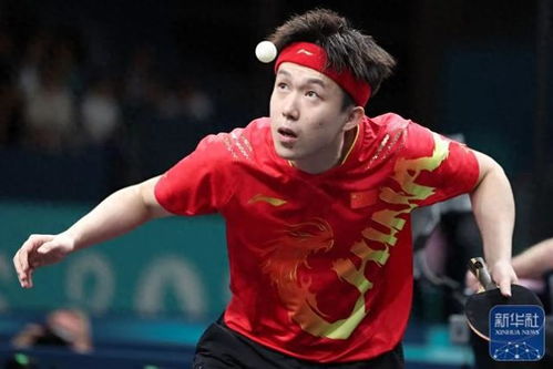 王楚钦球拍疑似被裁判2次按压(王楚钦球拍争议事件，裁判的两次按压引发关注与热议)