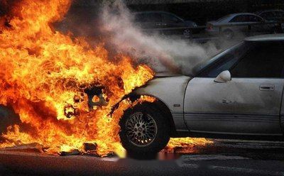 汽车吃油多少(汽车吃油多少，燃油消耗与多种因素的关系)