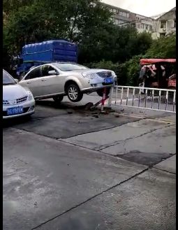 汽车栏杆多少(汽车栏杆多少，探究现代车辆安全护栏设计的重要性与细节)