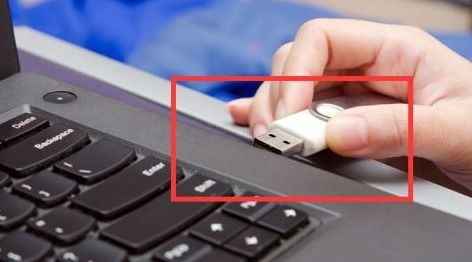 华为电脑怎么用的u盘(华为电脑如何使用U盘，简单指南)