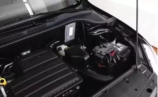 汽车水箱温度多少汽车(汽车水箱温度与汽车性能解析)