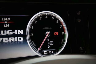 汽车汽车转速多少合适(汽车转速多少合适，探讨汽车转速与驾驶性能的关系)