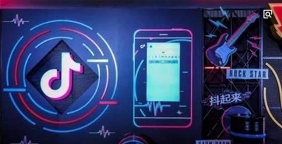 怎么分屏刷抖音华为电脑(华为电脑如何分屏刷抖音—实用指南) 怎么分屏刷抖音华为电脑(华为电脑如何分屏刷抖音—实用指南)