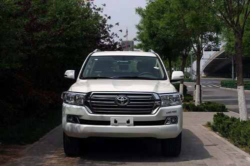 二手陆巡多少钱一台汽车(二手陆巡汽车的价格解析)