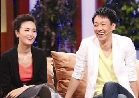 观众问朱媛媛 辛柏青2秒停顿太催泪(朱媛媛与辛柏青的深情碰撞,2秒停顿背后的催泪瞬间) 观众问朱媛媛 辛柏青2秒停顿太催泪(朱媛媛与辛柏青的深情碰撞,2秒停顿背后的催泪瞬间)