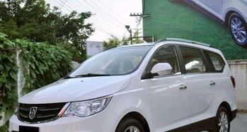 五菱7座多少钱一台汽车(五菱汽车，探索七座车型的价格与价值)