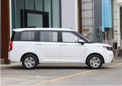 五菱4座多少钱一辆汽车(五菱汽车,探索四座车型的价格与价值) 五菱4座多少钱一辆汽车(五菱汽车,探索四座车型的价格与价值)